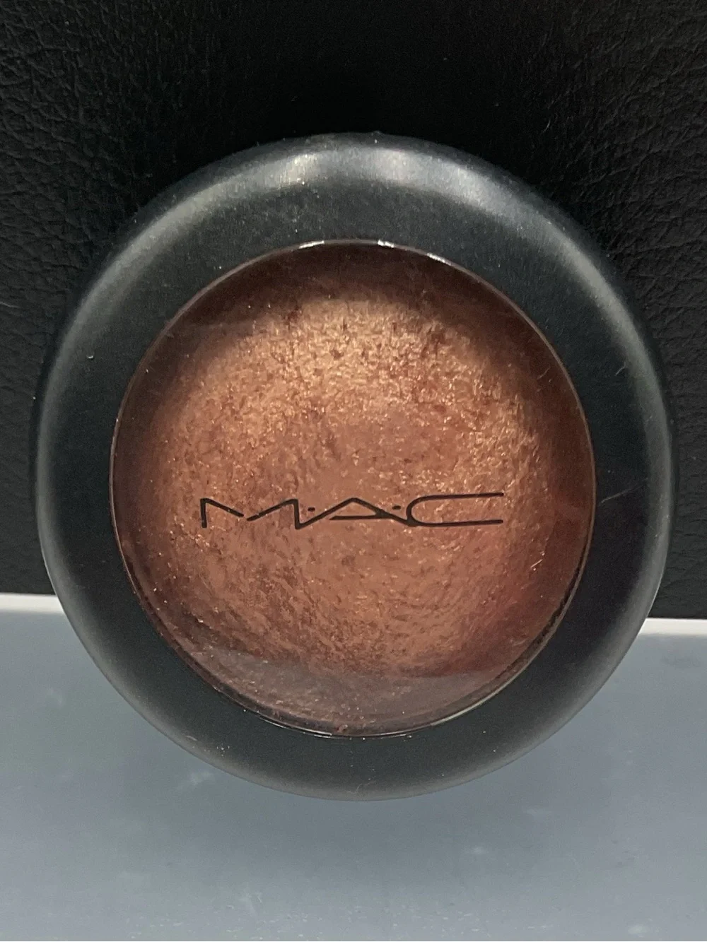 MAC Cosmetics Mineralize Eyeshadow in Noble - Swatched, LE & Discontinued